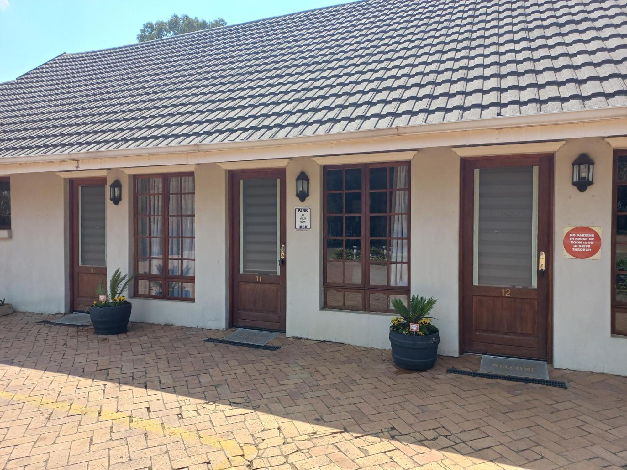 Or Tambo Guest House Kempton Park Eksteriør bilde